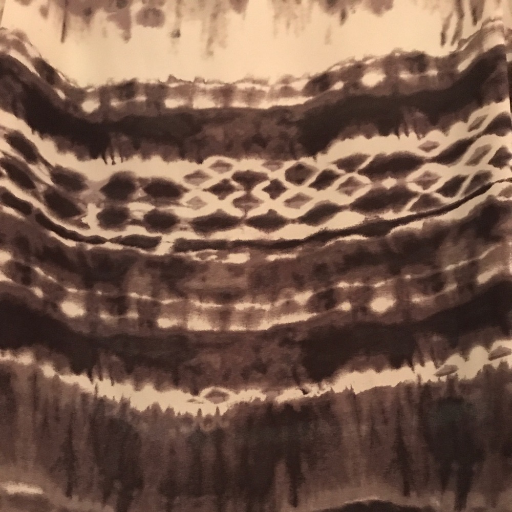 Top - Picture 3 of 3